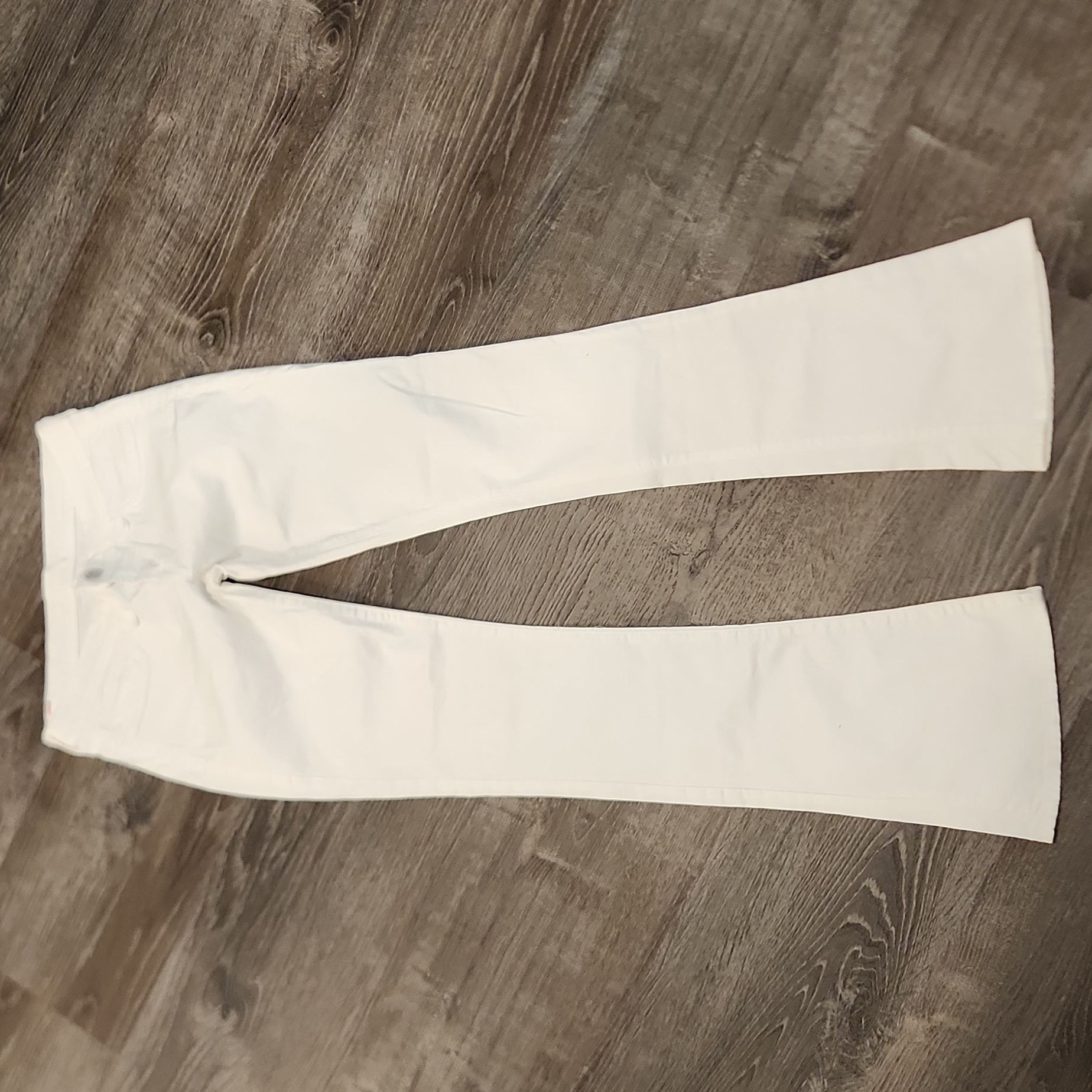 7 For All Mankind White Pants Size 26